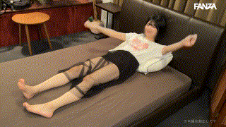 smuk246【無料エロ動画】（yumiちゃん 2） エロGIF 1